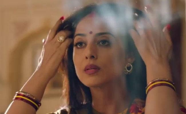 VIDEO : सेट पर हमले के बाद माही गिल ने सुनाई आपबीती- 4 गुंडे आये और हमला कर दिया