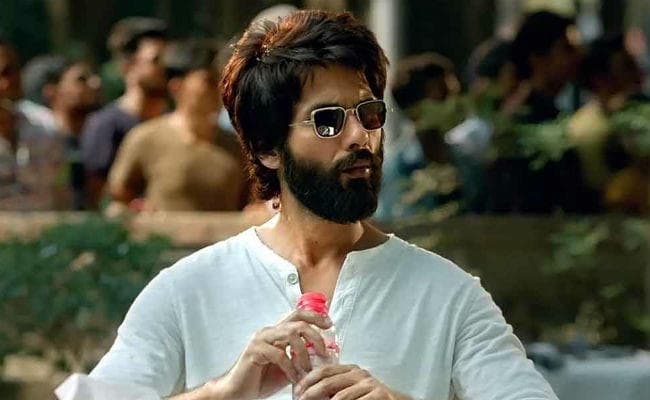 Kabir Singh Film Review: एक अनोखी लव स्टोरी, शाहिद कपूर की दमदार एक्टिंग