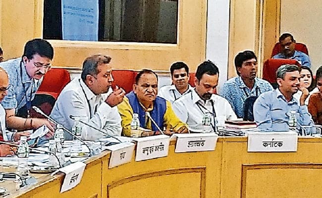 रांची : कर्ज लेने की सीमा बढ़ाये केंद्र सरकार: सीपी सिंह