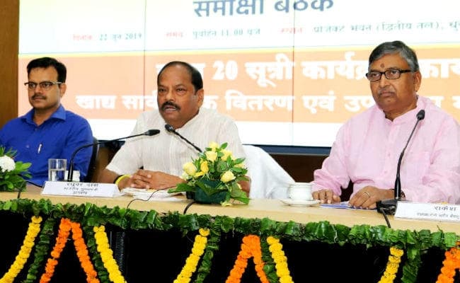 उज्जवला योजना समीक्षा बैठक में बोले CM रघुवर- राज्य के सभी पंचायतों में बनेंगी उज्जवला दीदी