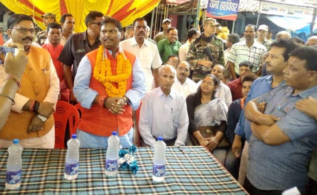 प्रत्येक परिवार का आय बढ़ाने के लिए करेंगे काम : अर्जुन मुंडा