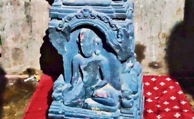 लखीसराय : पोखरे से मिली 2.5 फुट की गौतम बुद्ध की प्रतिमा, इधर नालंदा में भगवान कुबेर की 1.50 फुट की मूर्ति बरामद