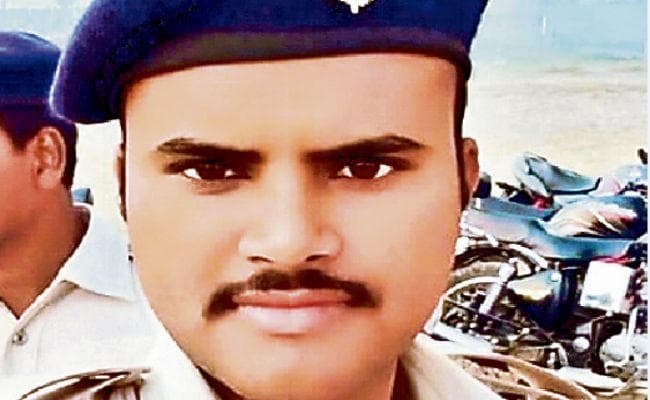 पटना : एसडीओ के गार्ड की जेब से मिला छुट्टी का आवेदन, खुदकुशी के पीछे छुट्टी ही है वजह!