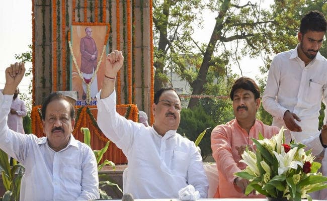 नड्डा ने पंडित नेहरु पर श्यामा प्रसाद मुखर्जी की मौत की जांच का आदेश नहीं देने का आरोप लगाया