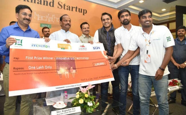 झारखंड स्टार्टअप समिट में बोले CM रघुवर- विश्व 21वीं सदी को भारतीय सदी के रूप में जाने