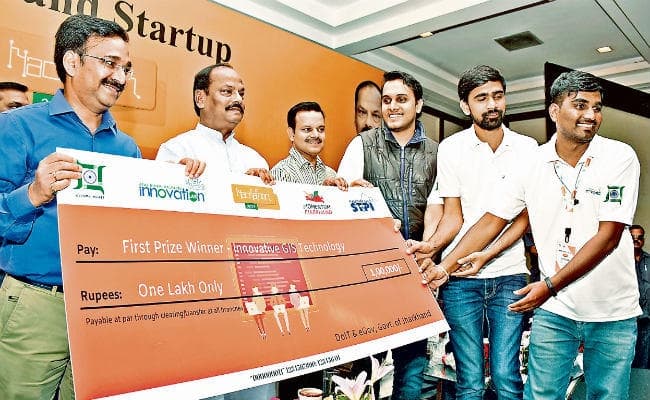 रांची : युवाओं को रोजगार लेनेवाला नहीं देनेवाला बनाना चाहते हैं : सीएम रघुवर दास