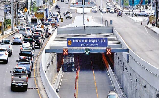 अब न्यूटाउन में सुरंग में दौड़ेंगी गाड़ियां