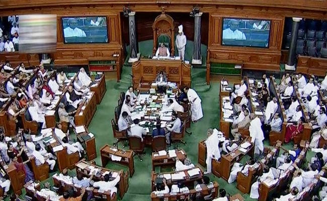 मोदी ‘बड़े सेल्समैन, राजग सरकार को अपनी प्रशंसा सुनने का नशा : विपक्ष