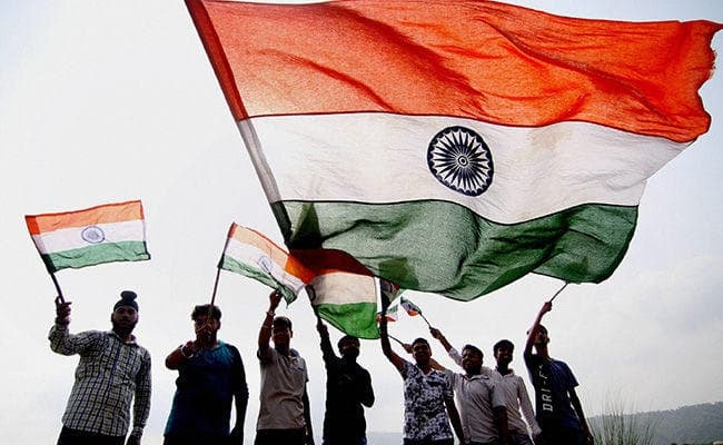 ‘जय हिंद’ का नारा अनिवार्य करने के लिए कानून बनाये सरकार