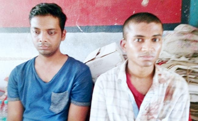 इंजीनियरिंग के दो छात्रों ने गृह स्वामी पर स्प्रे डाल कर घर में घुसने का किया प्रयास, गिरफ्तार