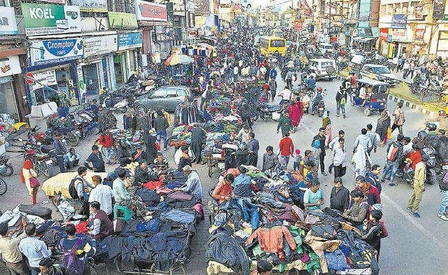 कचहरी से सर्जना चौक तक की सड़क एक जुलाई से हो जायेगी नो वेंडिंग जोन