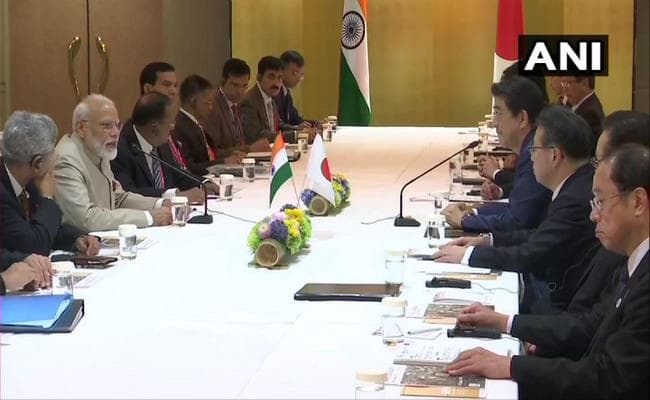 G-20 सम्मेलन: जापान के प्रधानमंत्री शिंजो आबे से मिले पीएम मोदी, कहा- धन्यवाद