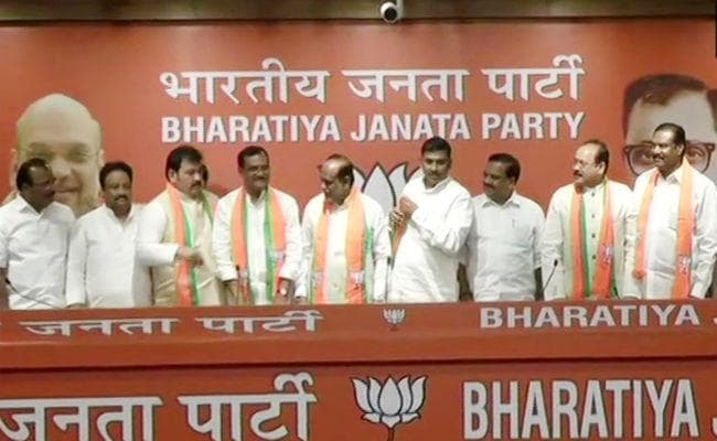 तेदेपा, कांग्रेस के कई नेता भाजपा में शामिल