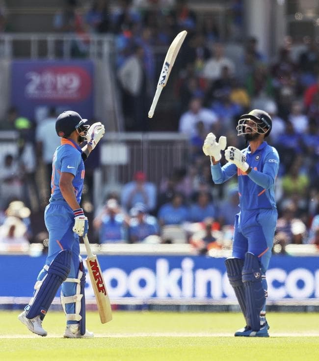 World Cup 2019: वेस्टइंडीज पर एकतरफा जीत से भारत सेमीफाइनल के करीब, देखें मैच की कुछ खास तस्वीरें