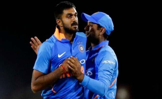 मिडिल आर्डर की बल्लेबाजी पर सवाल, विजयशंकर लगातार फ्लॉप, जाधव भी नहीं कर रहे कमाल