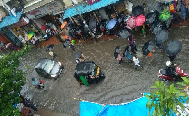 महाराष्ट्र के नासिक में भारी बारिश जारी, दो लोगों की गयी जान