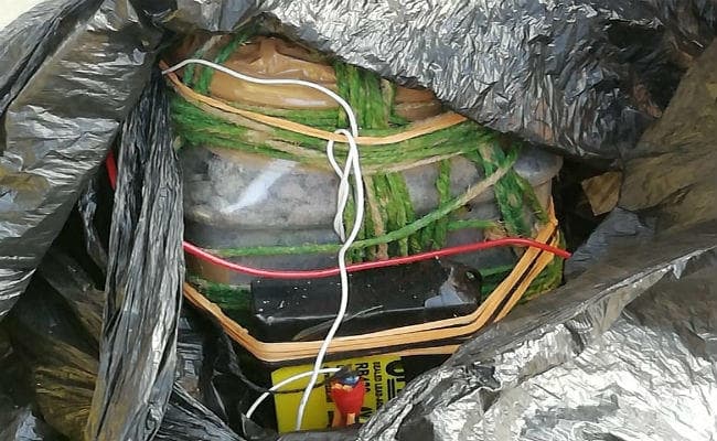 मुंगेर में मिला शक्तिशाली बम, अफरातफरी मची, बुलाया गया बम निरोधक दस्ता