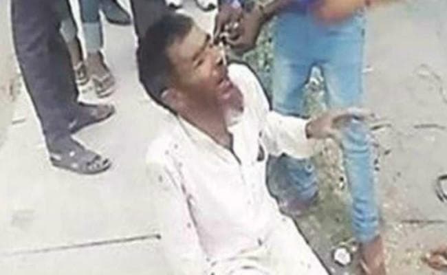 अलवर मॉब लिंचिंग केस: हिंसा के शिकार पहलू खान और उसके बेटों के खिलाफ चार्जशीट दायर, ओवैसी भड़के