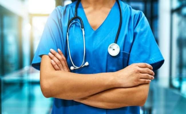 डॉक्टरों ने सर्जरी कर जुड़वा बच्चों के होंठ और नाक को फिर से दिया आकार