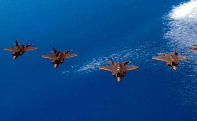 ईरान से बढ़ते तनाव के बीच अमेरिका ने कतर में तैनात किए एफ-22 स्टेल्थ लड़ाकू विमान