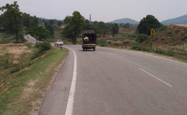 गुमला : हादसों से थम रही सांसे, काली सड़कें हो रही है ‘खून से लाल’, साढ़े पांच महीने में 79 लोगों की मौत