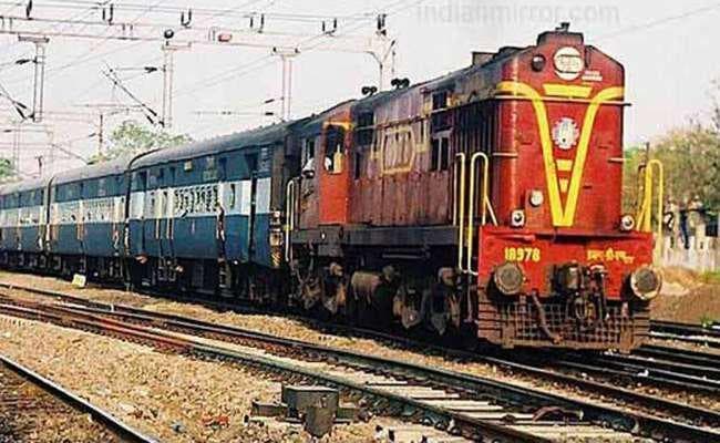 2020 तक पूर्वोत्तर के राज्यों में रेल संपर्क पर केंद्र का जोर