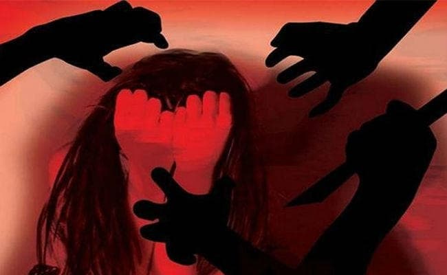 सारण : नाबालिग छात्रा के साथ गैंगरेप, प्राथमिकी दर्ज