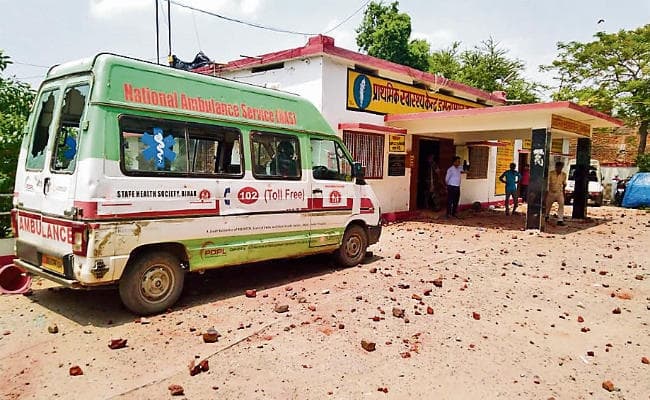 बिहारशरीफ : प्रसव के बाद पीएचसी से बच्चा गायब, ग्रामीणों का हंगामा