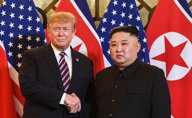 किम से मुलाकात करने डीएमजेड पहुंचे ट्रम्प : व्हाइट हाउस