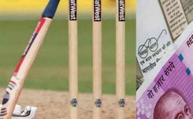 क्रिकेट सट्टेबाजी के दो गिरोहों का पर्दाफाश, छह पकड़े गये