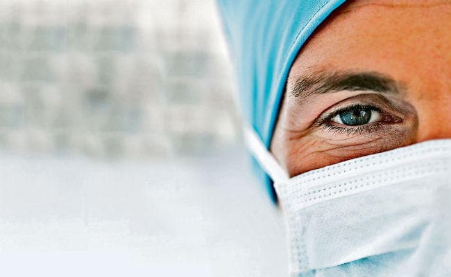 नेशनल डॉक्टर्स डे : सिर्फ मानव नहीं, मानवता की सेवा के लिए इन्हें कीजिए प्रणाम