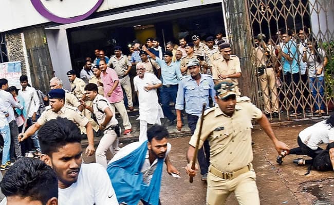 पटना : आर्टिकल-15 फिल्म पर हंगामा, भगदड़