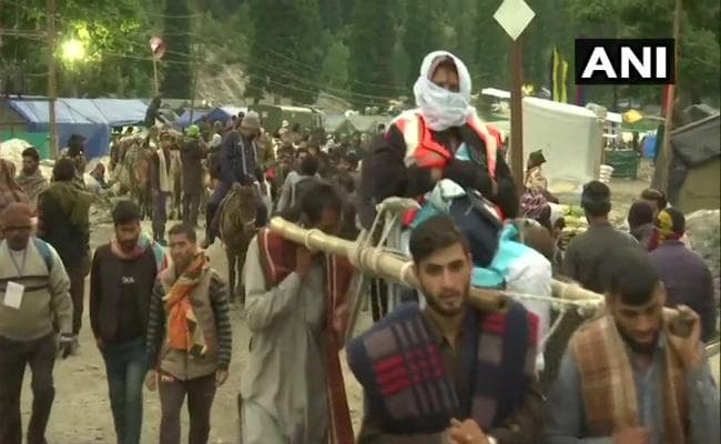 अमरनाथ यात्राः बालटाल-पहलगाम से आगे बढ़े पहला जत्था, श्रद्धालुओं में जबरदस्त उत्साह
