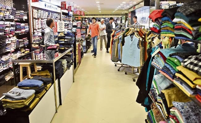 गुड्स एवं सर्विस टैक्स के दो साल पूरे : जीएसटी लागू होने के बाद भी चीजें नहीं हुईं सस्ती, इसकी जटिल प्रक्रिया में सुधार की जरूरत