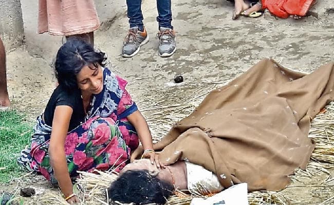 चौपारण : चाल धंसने से दो महिलाओं की मौत, नरचाही एवं देवसर गांव में मातम