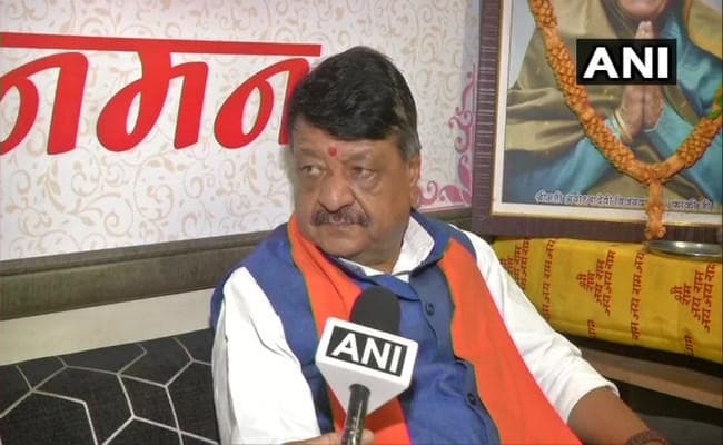 ”बल्ला कांड”: बेटे के बचाव में आगे आए कैलाश विजयवर्गीय, कहा- मैं पार्षद, मेयर और विभागीय मंत्री रहा हूं…