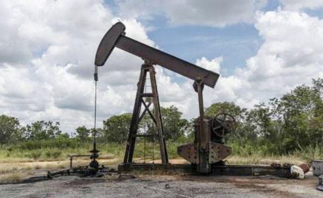 ओपेक ने तेल उत्पादन में दैनिक कटौती की डेडलाइन बढ़ाने से क्रूड ऑयल के दाम में उछाल