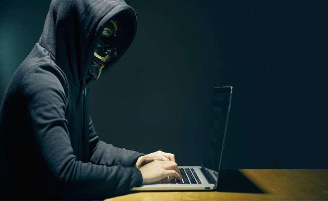 जरा-सी लापरवाही और अकाउंट खाली