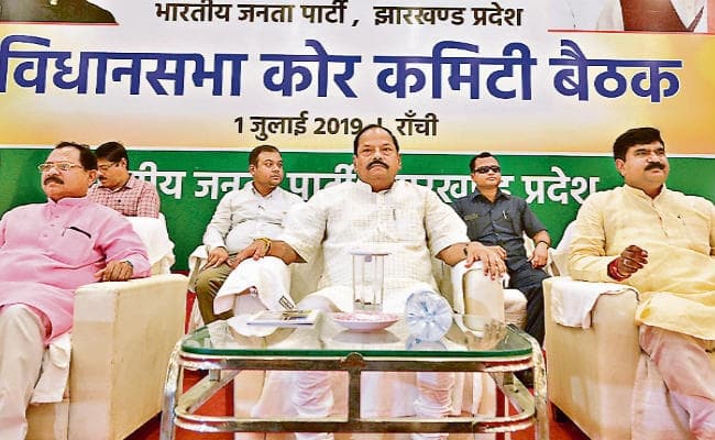 मुख्यमंत्री ने कार्यकर्ताओं का बढ़ाया उत्साह, कहा- दुमका से पिता गये, अब बेटा-बहू की बारी, नहीं खुलेगा खाता