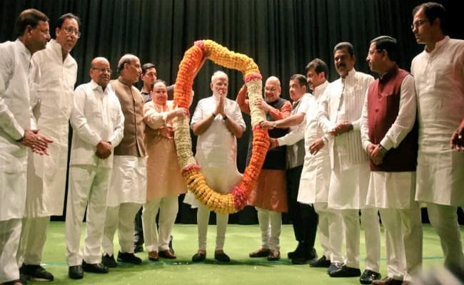 भाजपा संसदीय दल की बैठक में पीएम मोदी ने की ''मन की बात के साथ दिल की बात''