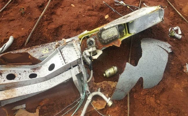 उड़ान के वक्त तेजस विमान का ईंधन टैंक गिरा, जांच शुरू