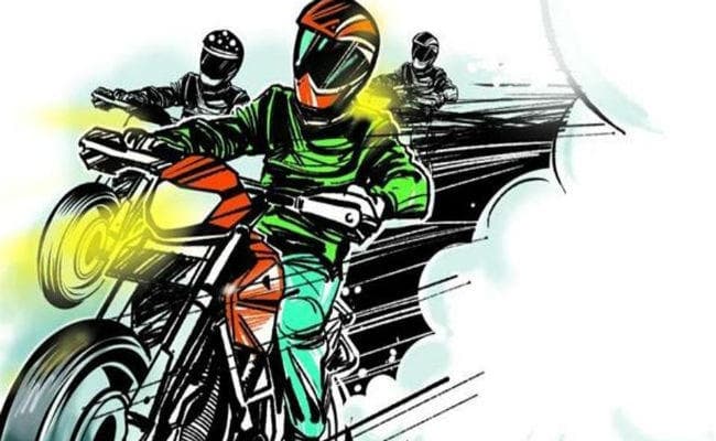 बेपरवाह तरीके से बाइक चलानेवाले को रोकने के दौरान कांस्टेबल घायल