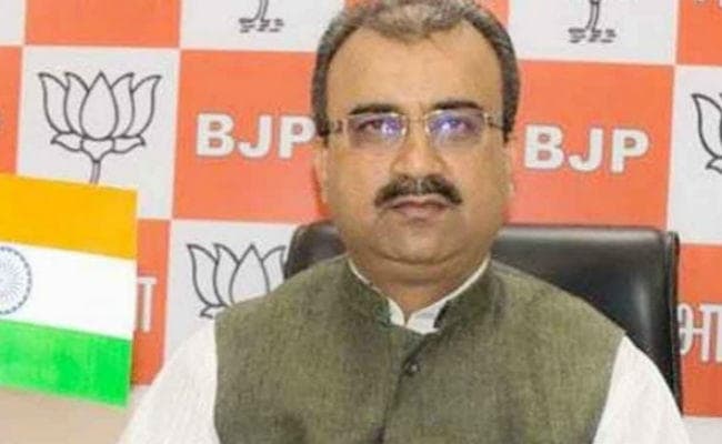 पटना : स्वास्थ्य मंत्री मंगल पांडेय के इस्तीफे की मांग को लेकर हंगामा