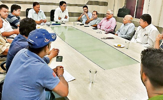 मोटरवाहन एक्ट से व्यापारी परेशान, बैठक में दी चेतावनी, कहा- झारखंड छोड़ कर चले जायेंगे बंगाल