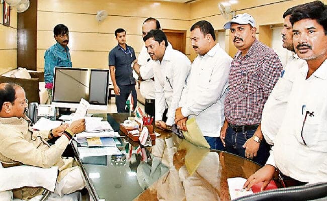 रांची : आंदोलन के दौरान पारा शिक्षकों का हुआ था निधन, मिला निर्देश, परिजनों को दिये जायेंगे एक-एक लाख रुपये