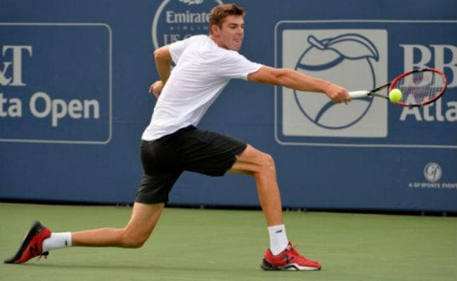 ओपेलका ने विंबलडन में किया उलटफेर, वावरिंका को हराया