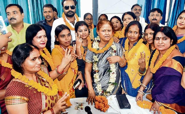 पटना : सीता साहू की कुर्सी बरकरार, समर्थन में 10, तो  विरोध में पड़े सिर्फ दो वोट