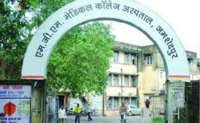 जमशेदपुर : एमजीएम में चार दिनों से डायलिसिस और सीटी स्कैन बंद, भटक रहे मरीज