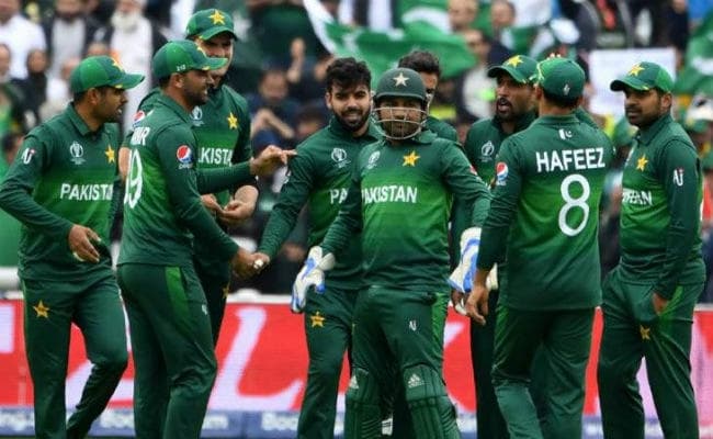 न्यूजीलैंड पर इंग्लैंड की जीत से पाकिस्तान की उम्मीदें धड़ाम, चमत्कार ही पहुंचा सकती है सेमीफाइनल में