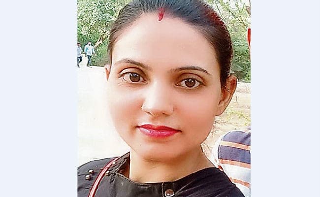 पटना सिटी : भोजपुरी अभिनेत्री दो बेटियों के साथ लापता, प्राथमिकी